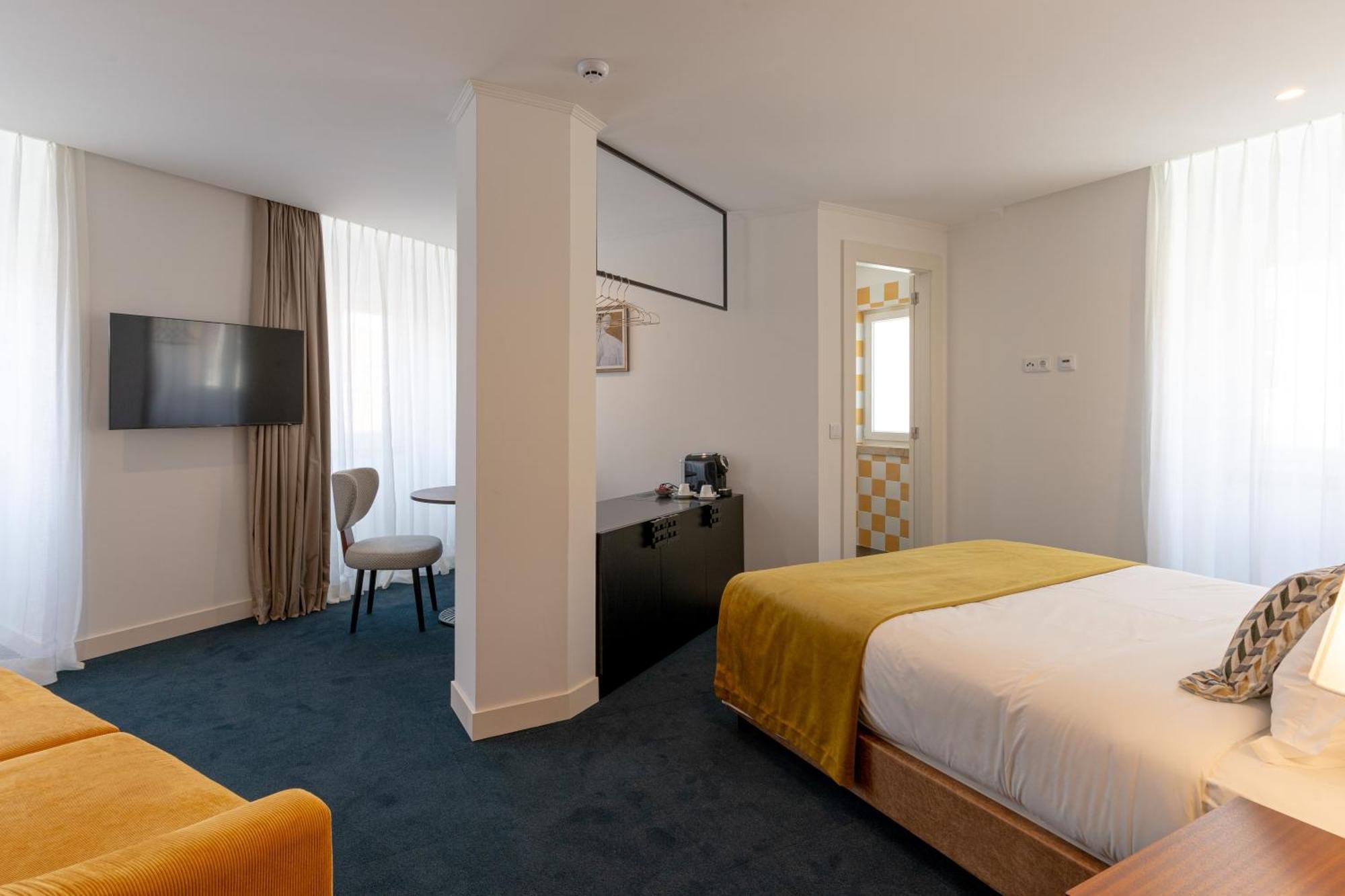 Westlight Lisboa Madalena Hotel Exterior photo