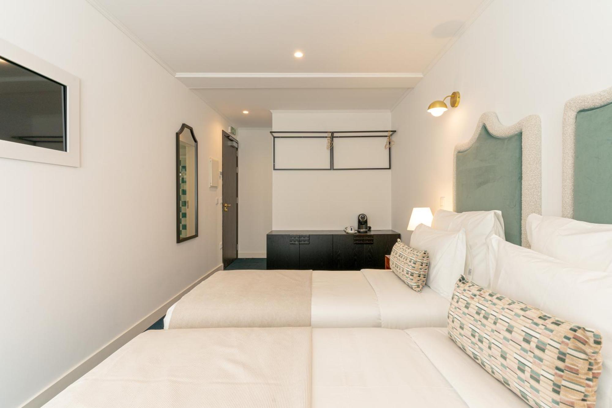 Westlight Lisboa Madalena Hotel Exterior photo