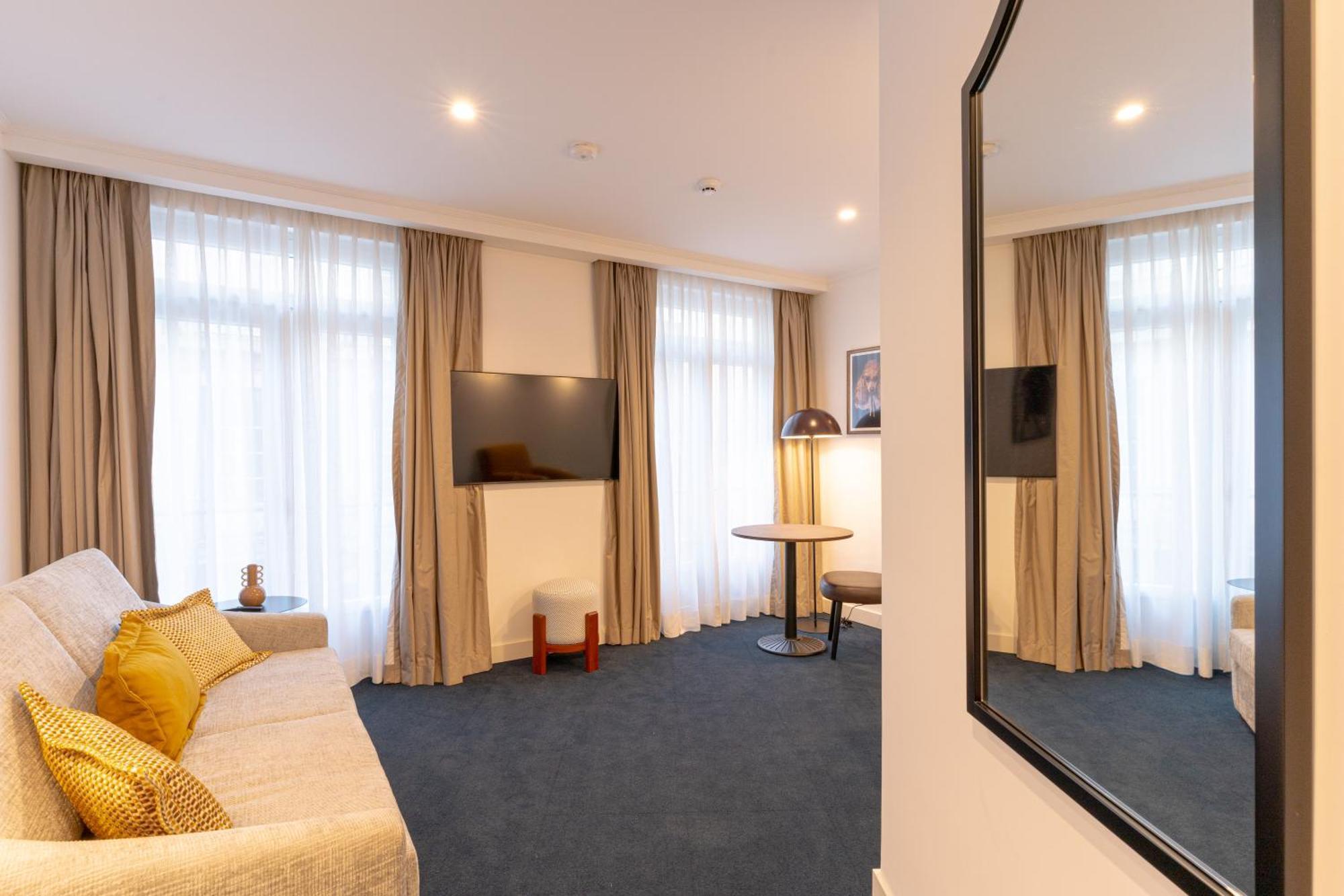 Westlight Lisboa Madalena Hotel Exterior photo